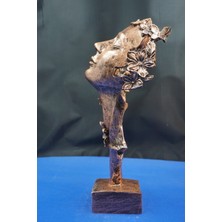 Ladyetamin Dekoratif Çiçekli Kadın Heykel Biblo – Ev Dekor & Hediyelik Aksesuar 32  cm
