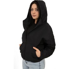 Kadın Siyah Kapüşonlu Su ve Rüzgar Geçirmez Cepli Içi Astarlı Oversize Yağmurluk Rys-Y-20