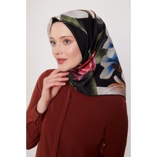 Siyah Gül Desen Twill Ipek Eşarp