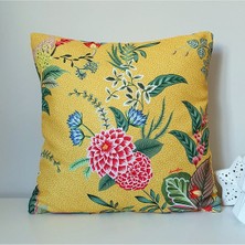 Decofav Sarı Zemin Botanik Çiçekler Tasarımlı Kırlent Kılıfı - 43 x 43  cm , Gizli Fermuarlı