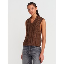 Dilvin 10742 V Yaka Yanları Düğmeli Saç Örgü Triko Süveter-Kahve