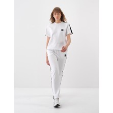 Kadın Beyaz Regular Fit Pamuklu Tişört