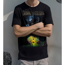Butişört 'demons And Wizards‘  Baskılı 'regular-Fit' Unisex Tişört