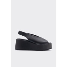 Shoemark Yezzi Siyah  Deri Dolgu Topuk Kadın Sandelet