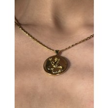 Cayo Largo Jewellery Ejderha Madalyon Kolye Pirinç Üzeri Altın Kaplama Parlak Yüzey