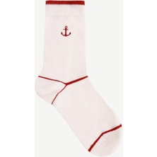 Yargıcı Nakış Detaylı Uzun Çorap