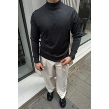 Erkek Standart Fit Normal Kesim Yarım Balıkçı Yaka Triko Kazak