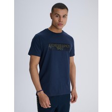 Fenerbahçe Erkek Trıbun Optik Illüzyon Tshırt Model TK010EFY38 Lacivert Renk