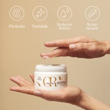 Wella Professionals Oil Reflections Işıltı Sağlayan Yeniden Güçlendirme Maskesi 150 ml