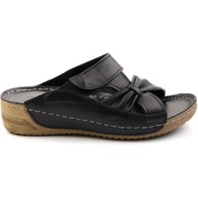 Bambi Siyah Leather Kadın Terlik K04331024303