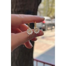 Gümüş Papatya Model Çocuk Küpesi IS23121F2