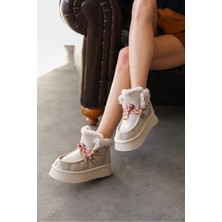 Kalın Taban Bağcıklı Katlanır Yaka Kürklü Kadın Bot