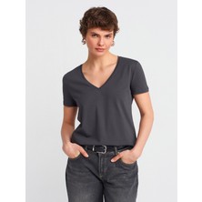 3470 V Yaka Basic T-Shirt-Koyu Antr.