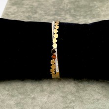 Takı Gezegeni Takıgezegeni Minik Kalpli Zirkon Taşlı Gold Çelik Kelepçe Bileklik