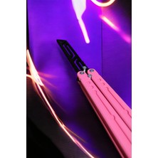 Kelebek Antrenman Alıştırma Bıçağı – Plastik Butterfly Knife (Pembe ve Siyah)