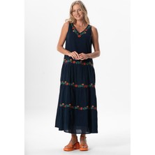 Kolsuz Şile Bezi Bahar V Yaka Nakışlı Uzun Yazlık Elbise Lacivert Lcvt