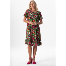 Kısa Kol Melda Viskon Desenli Midi Boy Yazlık Elbise Soyut Siyah Syt Syh