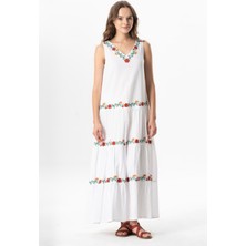 Kolsuz Şile Bezi Bahar V Yaka Nakışlı Uzun Yazlık Elbise Beyaz Byz