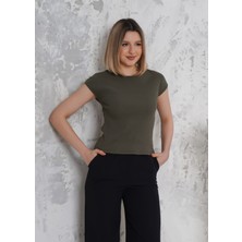 Kaşkorse Kumaştan Yarasa Kollu Kadın Kısa T-Shirt