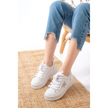 Ellolita Luxury Shoes DM-7100  Beyaz Bağcıklı Termo Taban Taş Aksesuarlı Günlük Spor Ayakkabı