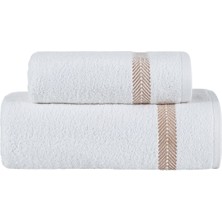 Nakış Işlemeli Banyo Havlusu