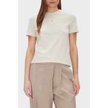 Calvin Klein  Pamuk Regular Fit Bisiklet Yaka T Shirt J20J225243ADA Bayan T Shirt J20J225243 Ada