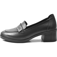 Beety 219.550 Hakiki Deri Siyah Anatomik Kısa Kalın Topuklu Kadın Ayakkabı