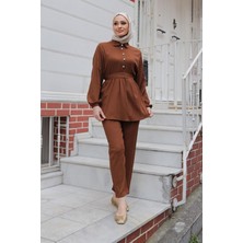 Taş Düğme Detaylı Takım Kahverengi