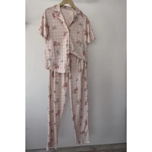Pembe Fiyonk Desenli Pijama Takımı