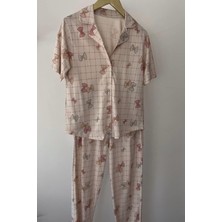 Pembe Fiyonk Desenli Pijama Takımı