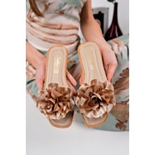 Yazlık Çiçek Detaylı Kadın Terlik Sandalet Rahat Hafif Taban