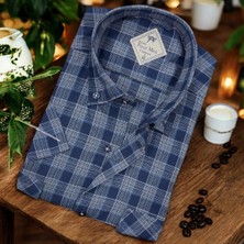 Pamuklu Klasik Kısa Kollu Lacivert Cepli Erkek Gömlek (Regular Kalıp)