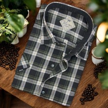 Pamuklu Klasik Kısa Kollu Siyah Cepli Erkek Gömlek (Regular Kalıp)