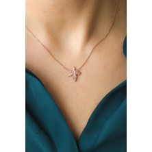 Çınar Yaprağı Beyaz Yuvarlak Taşlı 925 Ayar Yaprak Gümüş Kolye