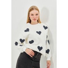 Kalp Baskılı Sweatshirt