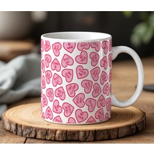 BB Design Kiss Me Kalp Tasarımlı Beyaz Seramik Baskılı Kupa Bardak 330 ml