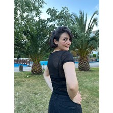 Kadın Siyah Transparan Bisiklet Yaka Yanları Büzgülü Bluz	