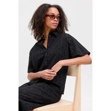 Jjxx Kadın Jxmıllıe Rahat Kesim Dantel Detaylı Kısa Kollu %100 Pamuk Gömlek 12270924 Siyah
