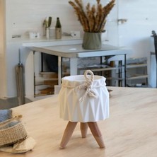Serengeti Home Ahşap Ayaklı El Yapımı İskandinav Tarz Beyaz Beton Saksı- Tekli Minimal Dekoratif Saksı (15 Cm)