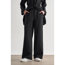 Mizalle Siyah Rahat Kesim Geniş Paçalı Modal Pantolon