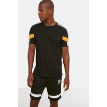 Siyah  Slim/dar Kesim Bisiklet Yaka Kısa Kollu Renk Bloklu %100 Pamuk T-Shirt TMNSS20TS0187