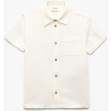 Koton Erkek Çocuk Basic Kısa Kollu Gömlek Beyaz Renk Regular Fit Günlük Stil Cep Detaylı