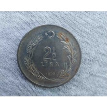 Para 2 Buçuk Lira