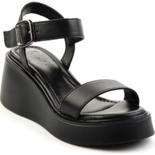 Bambi Siyah Leather Kadın Sandalet K05359032203