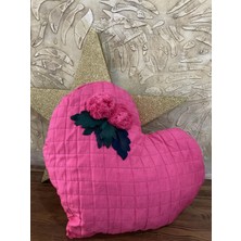 Pembe Kalp Yastık Kırlent