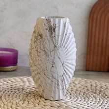 Iskandinav Tarzı Mermer Efektli El Yapımı Istiridye Beton Vazo, 17 cm