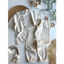 Tiny Style Kids Erkek Çocuk Krem Rengi Düğme Detaylı Bluz ve Pantolon 4-5 Yaş