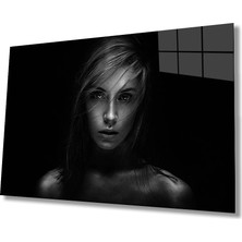 Marsilyan- Siyah Beyaz Insan Fotoğrafları Kadın Cam Tablo