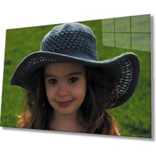 Marsilyan- Şapkalı Kız Çocuk