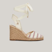 Tommy Hilfiger Closed Toe Shirting Wedge Sandalet